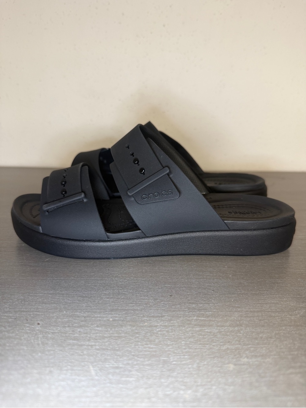 Crocs Women’s Black Platform Slide Sandals Slip-On Cushioned Synthetic Size 8W - Picture 3 of 9